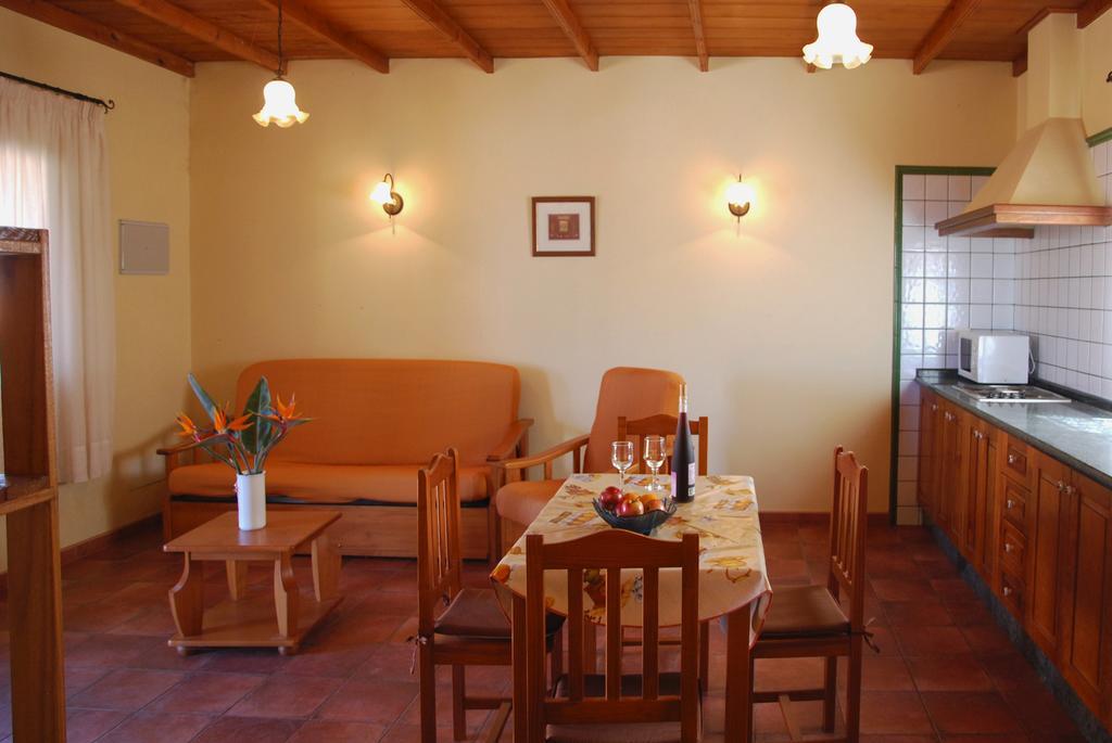 אל פאסו Casas Rurales Tola מראה חיצוני תמונה